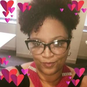 Meet your Posher, Monique